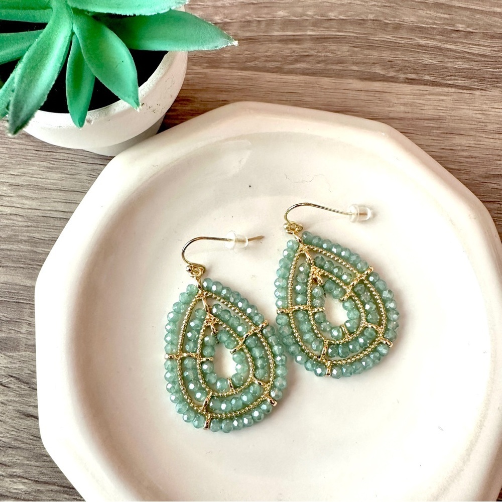 2/$30🌵 Light Blue Seafoam Crystal Beads Earrings Teardrop Gold Bohemian NEW